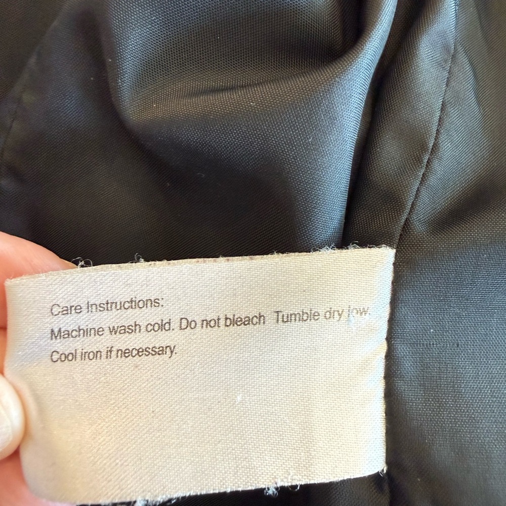 Gallery Women's Black Quilted Puffer Jacket - Picture 12 of 13